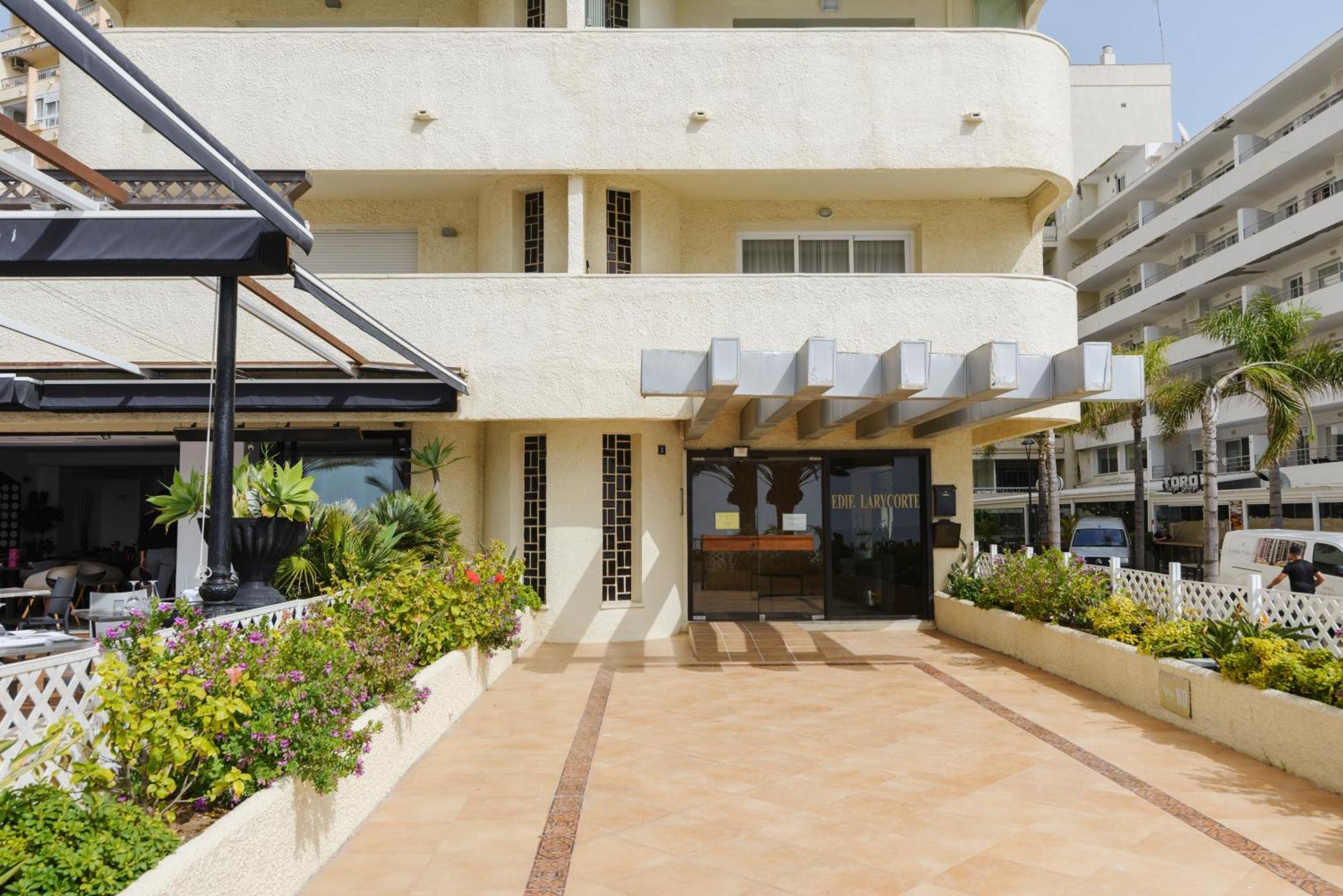 Sea Front Apartment In Marbella Center Eksteriør billede